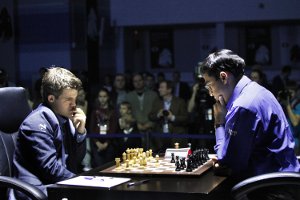 Sakk világbajnoki döntő 2014, 4. forduló